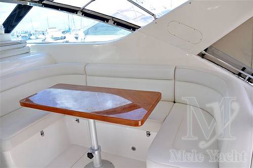 Uniesse 42 open