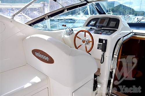 Uniesse 42 open