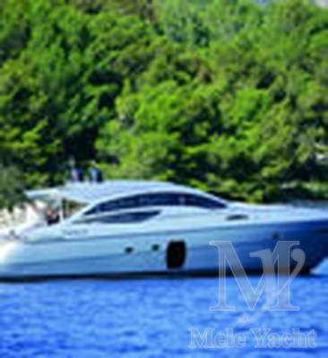 Pershing 72