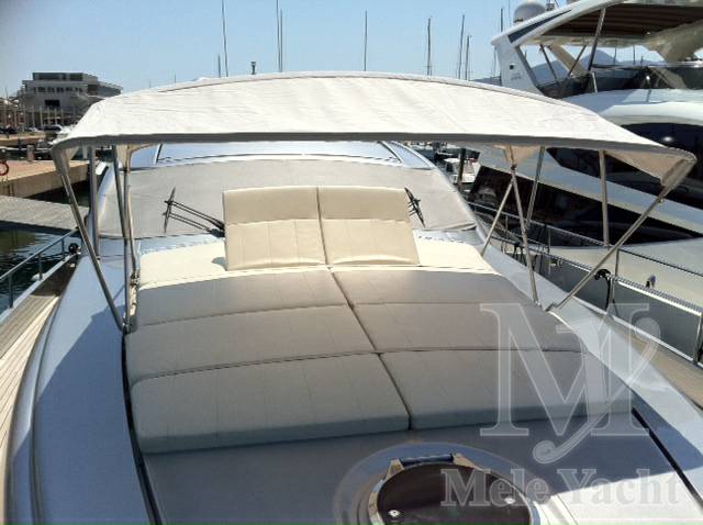 Pershing 72