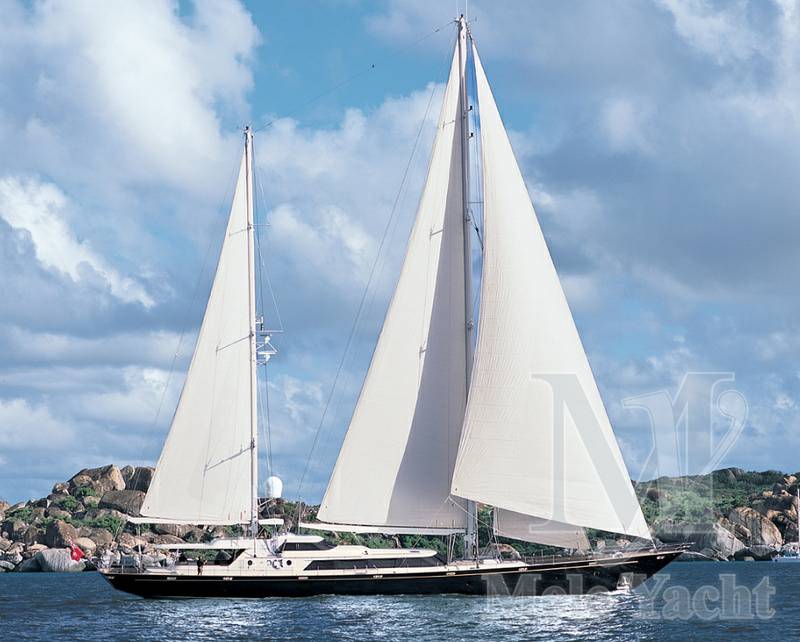Cantieri perini navi 43 m - 141 ft