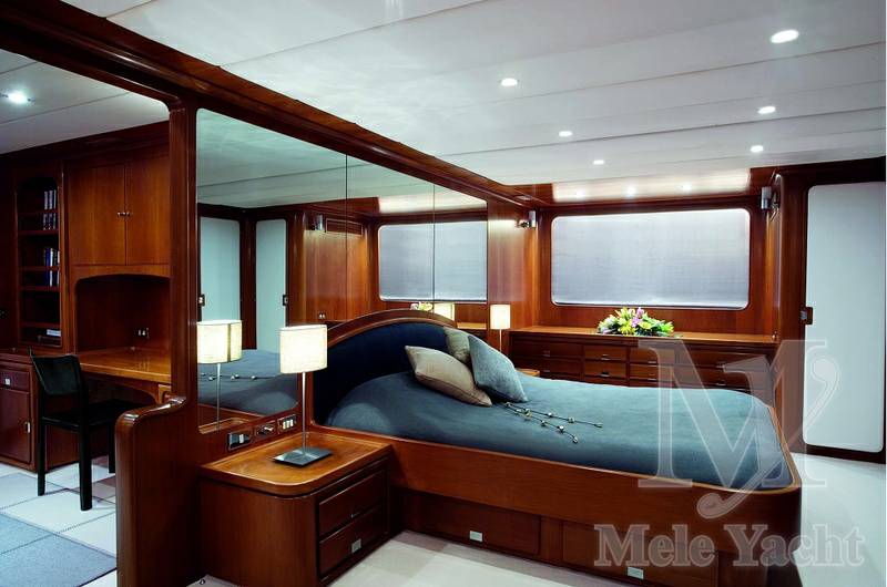 Cantieri perini navi 43 m - 141 ft