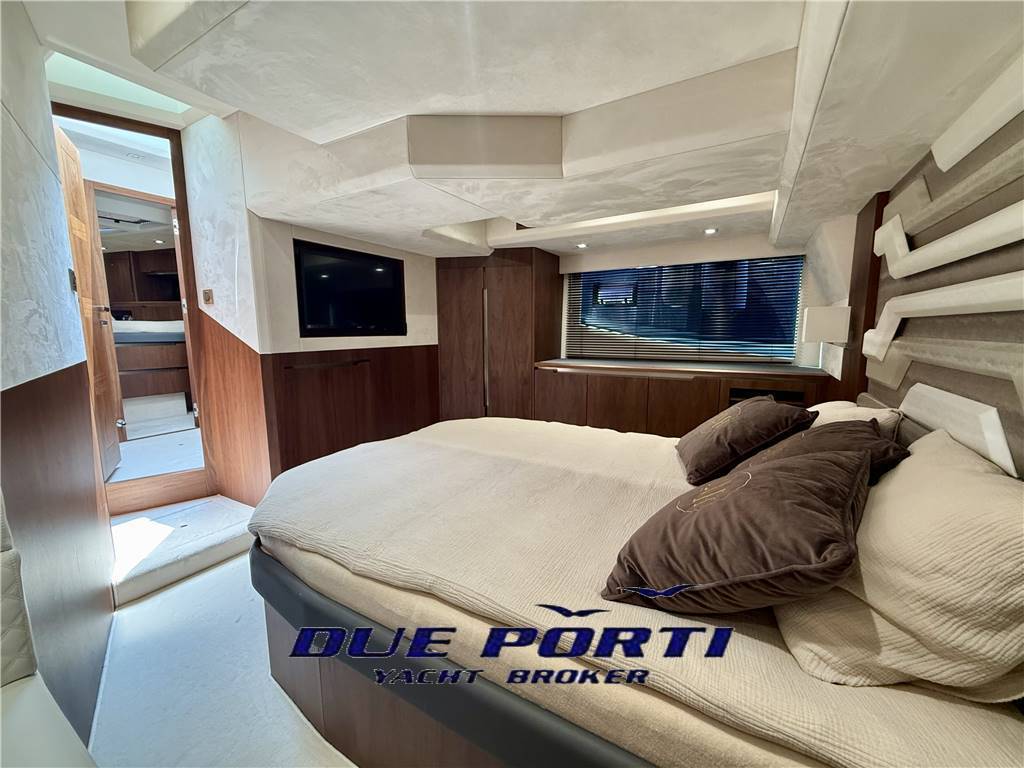 Galeon 460 fly