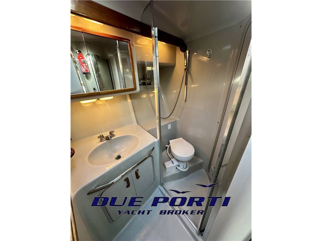 Sea ray 350 sundancer