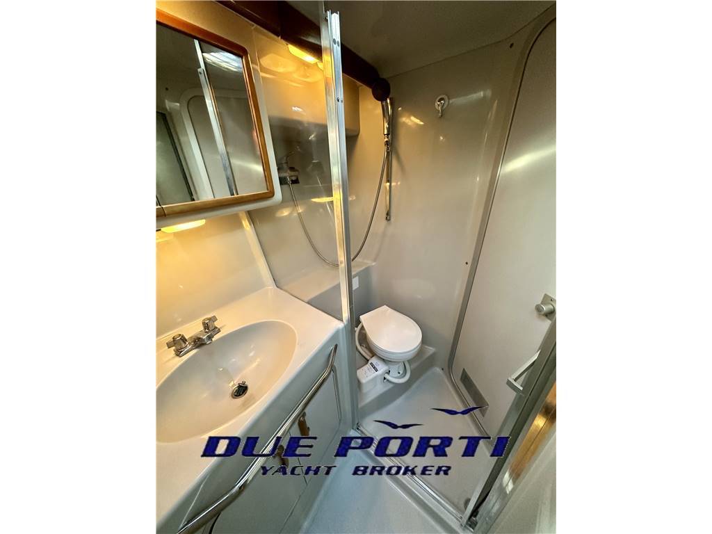 Sea ray 350 sundancer