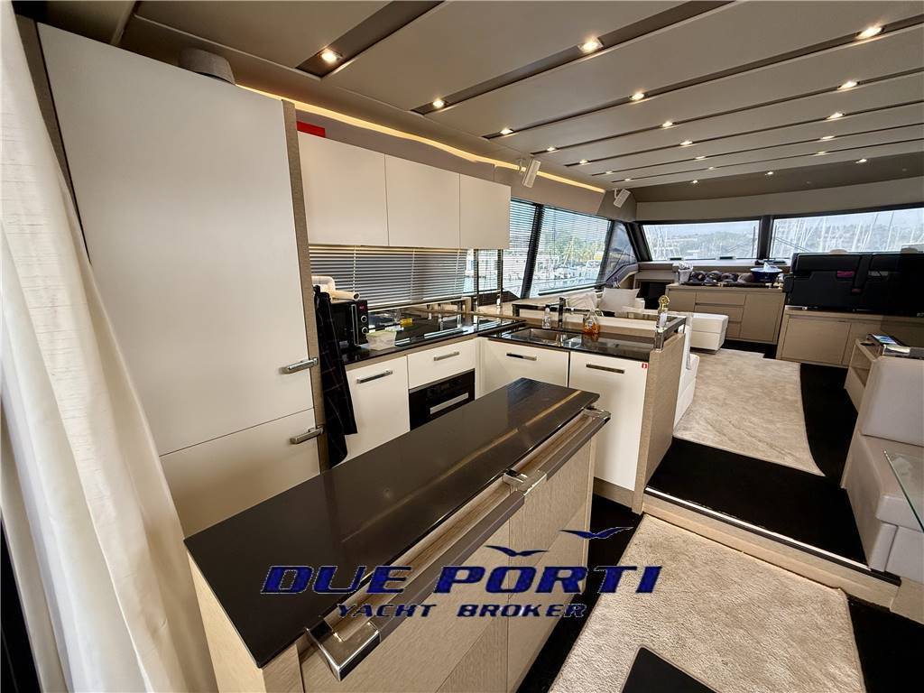 Prestige 680 fly