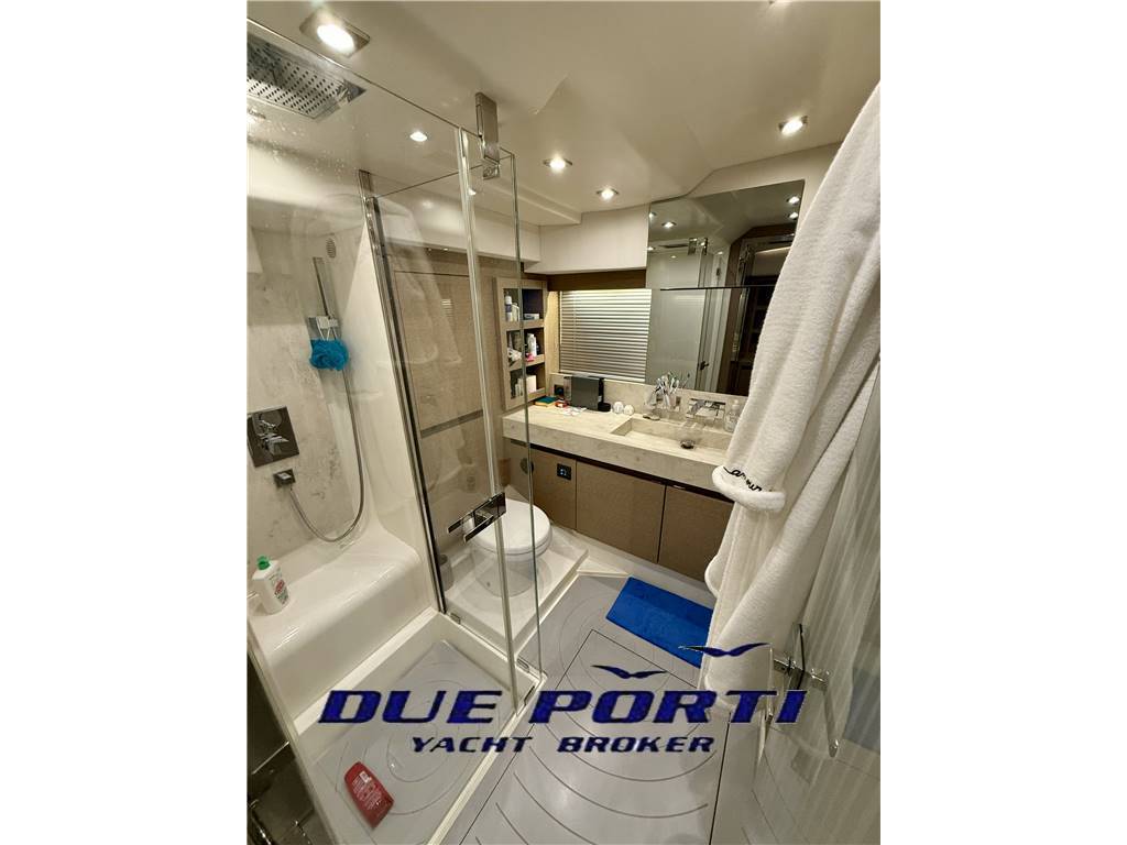 Prestige 680 fly