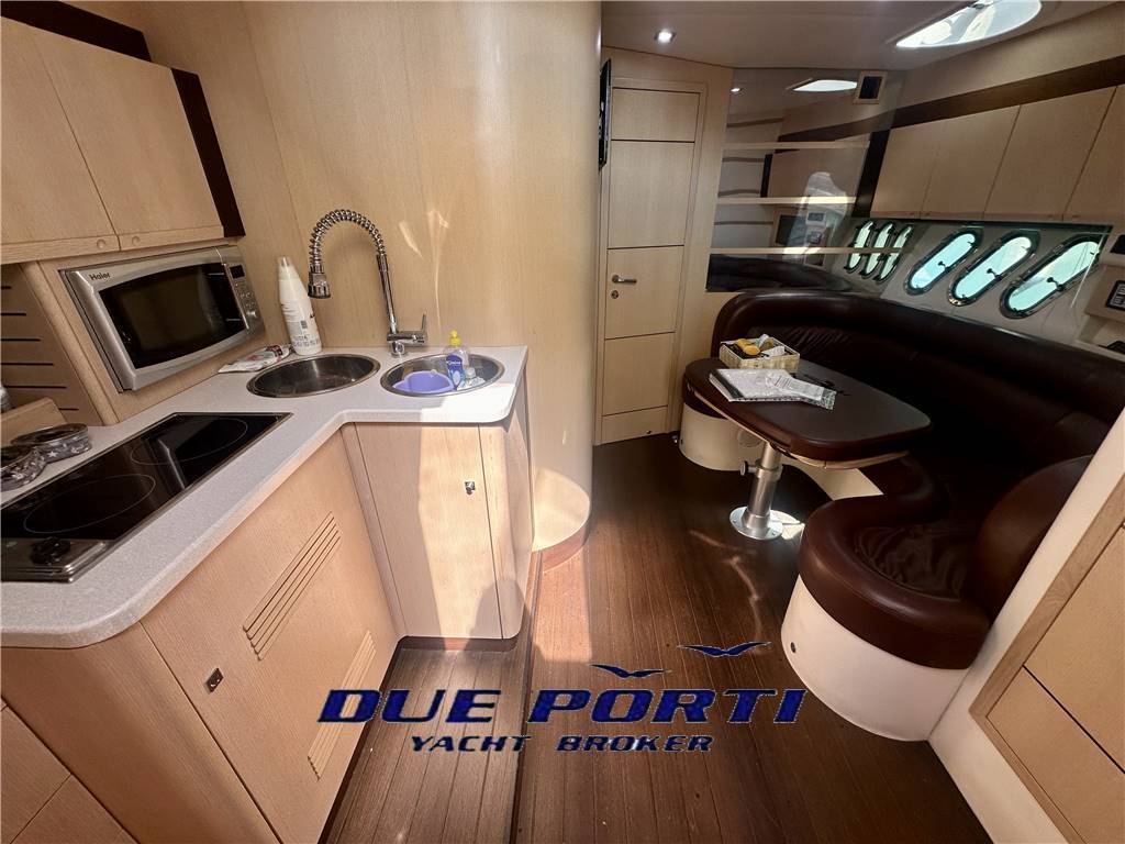 Airon marine 4300 t-top