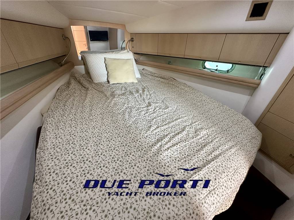 Airon marine 4300 t-top
