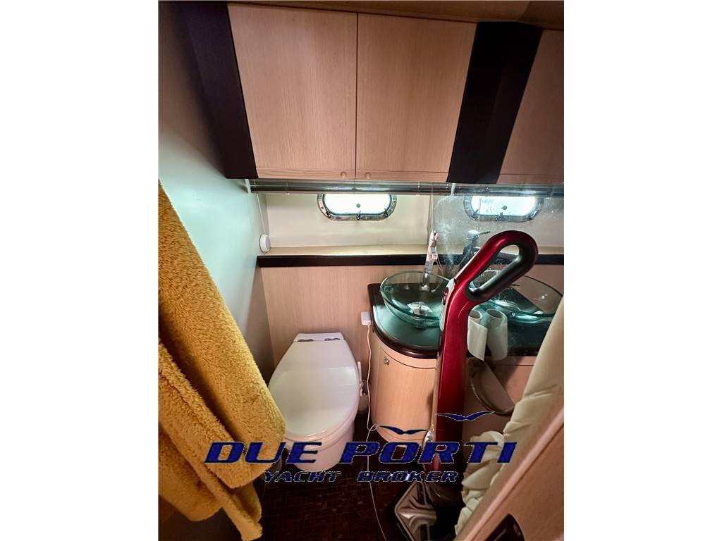 Airon marine 4300 t-top