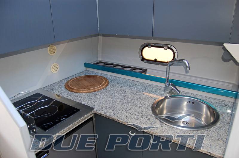 Ferretti 36 fly