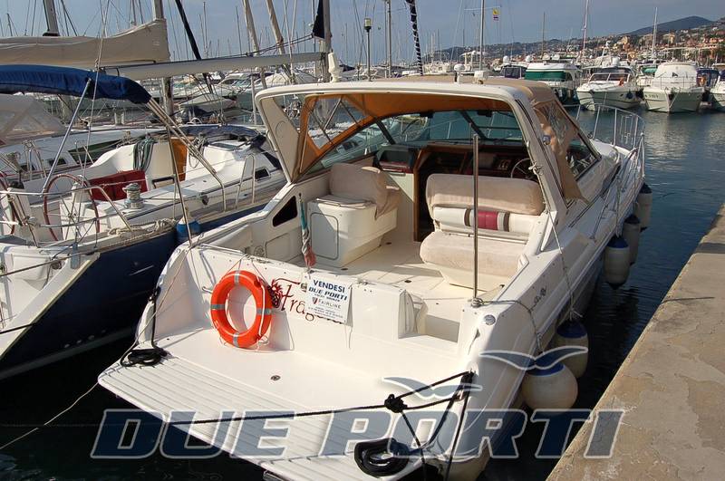 Sea ray 310 express cruiser