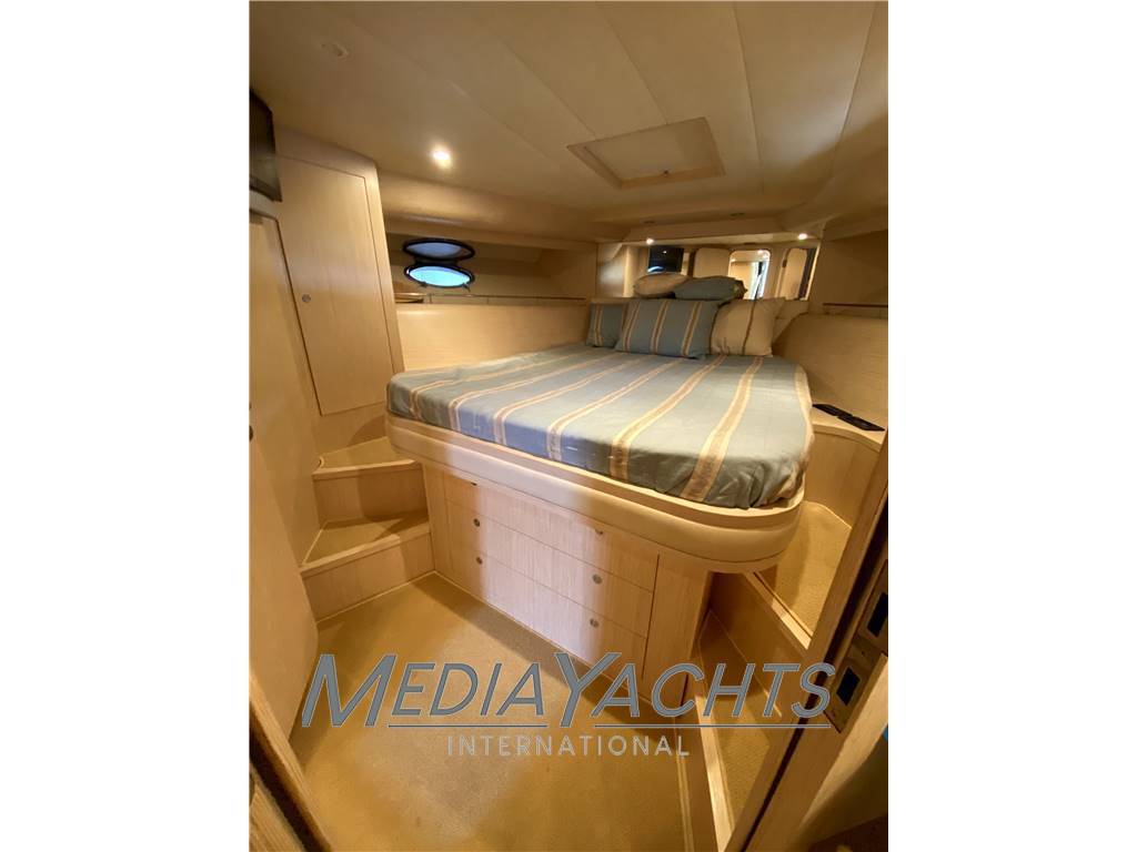 Uniesse 48 open