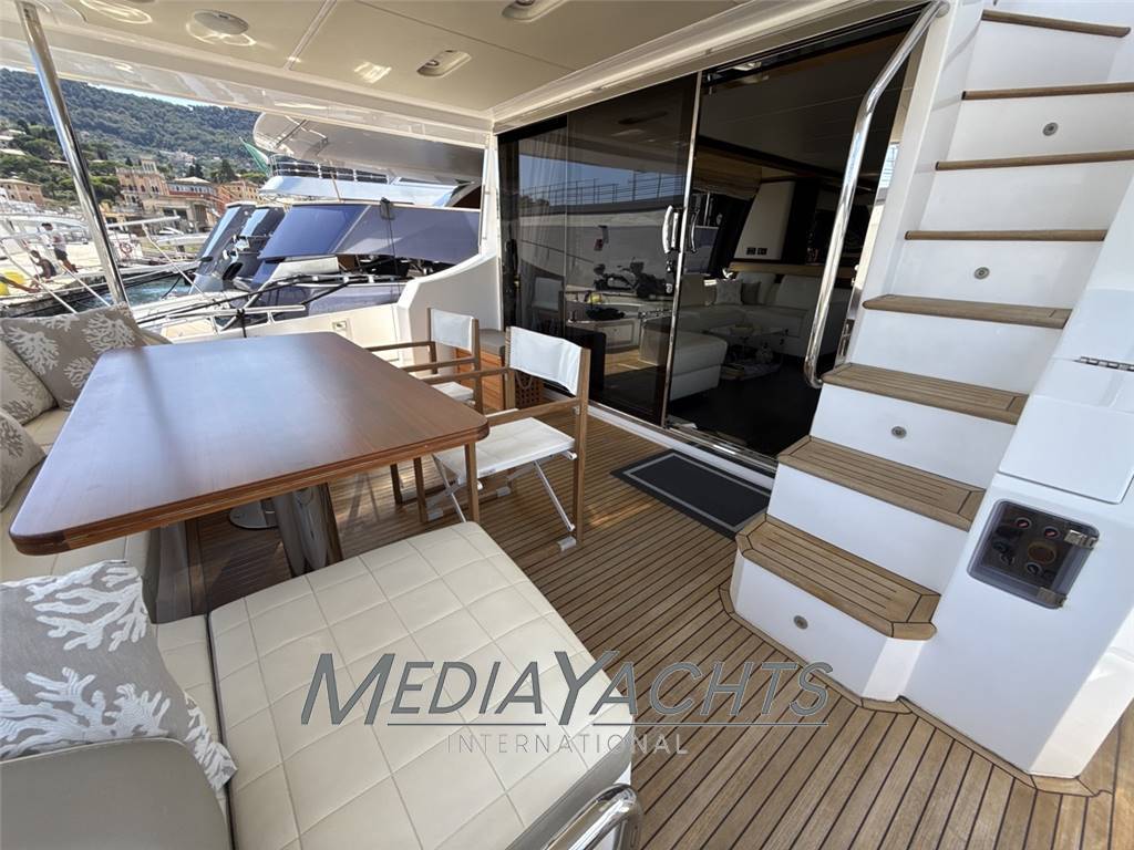 Azimut Fly 72