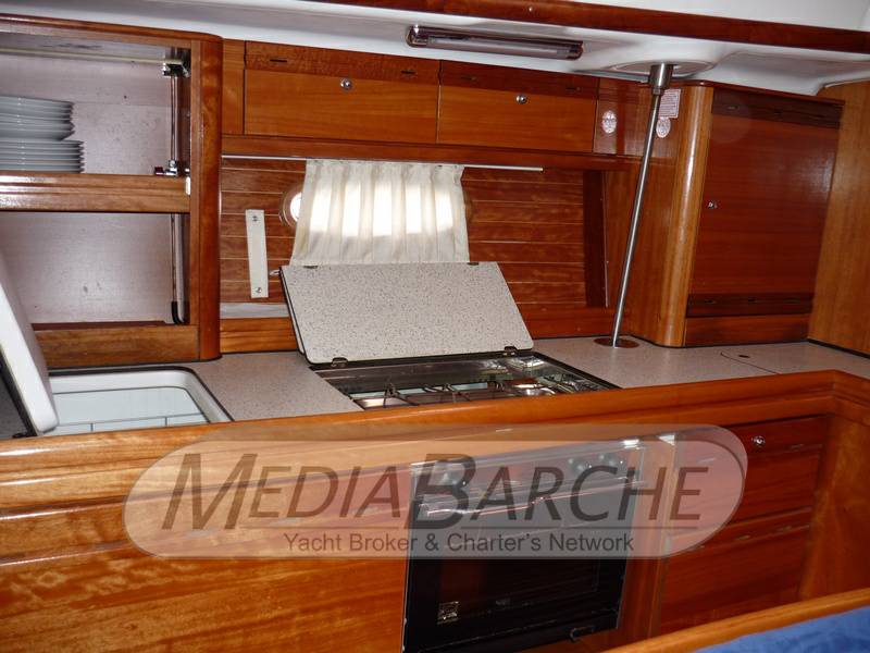Bavaria 39