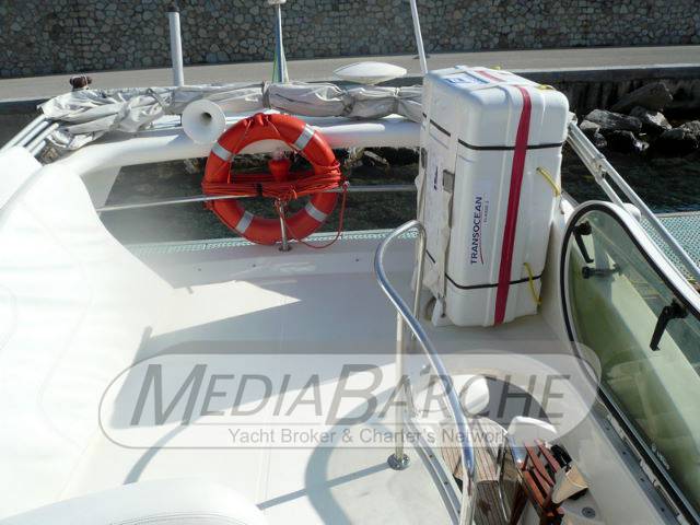 Azimut 42