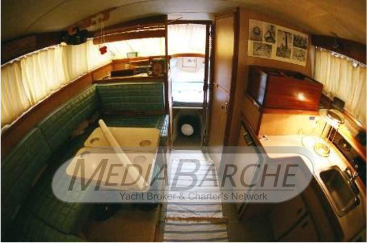 Bertram 30 fly