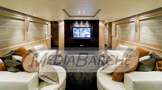 Isa yacht 120