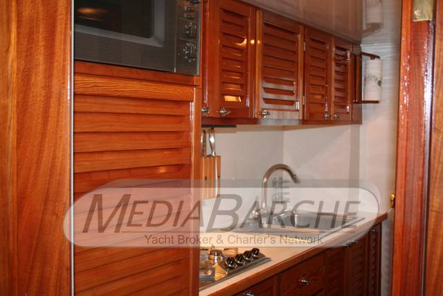 Benetti Super delfino 20