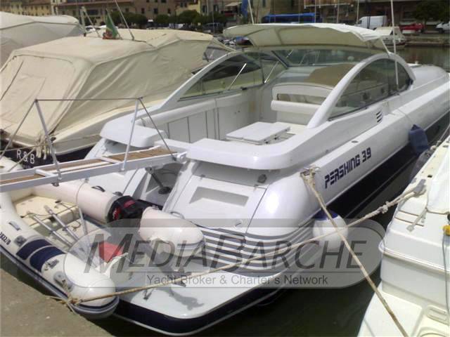 Pershing 38