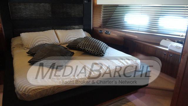 Sunseeker Predator 84