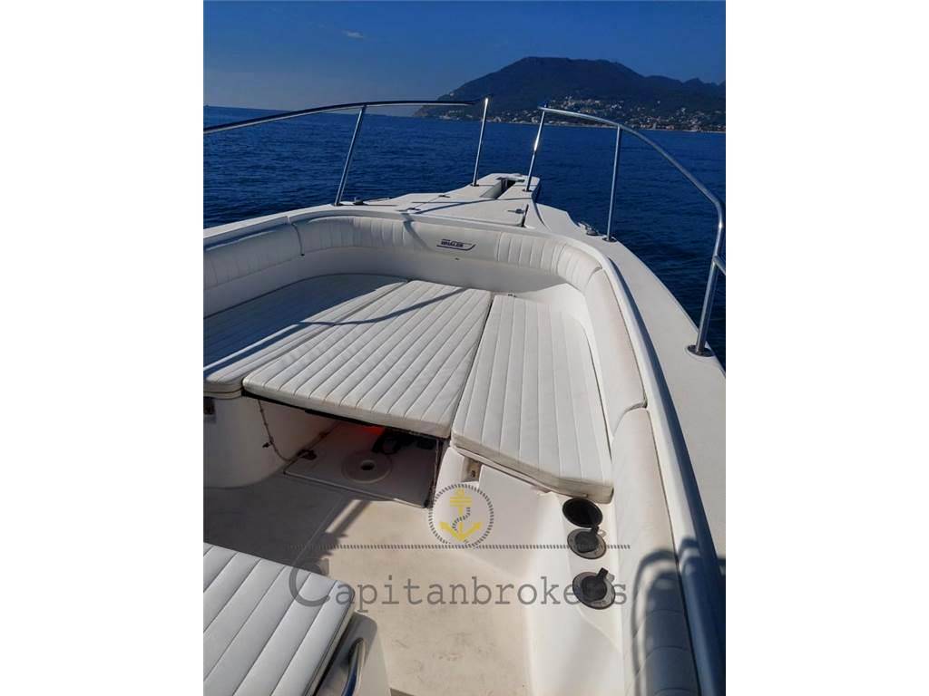 Boston whaler 26 outrage