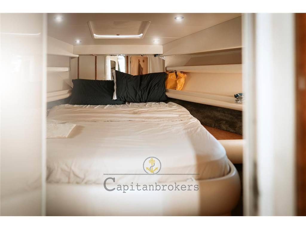 Azimut 36 fly