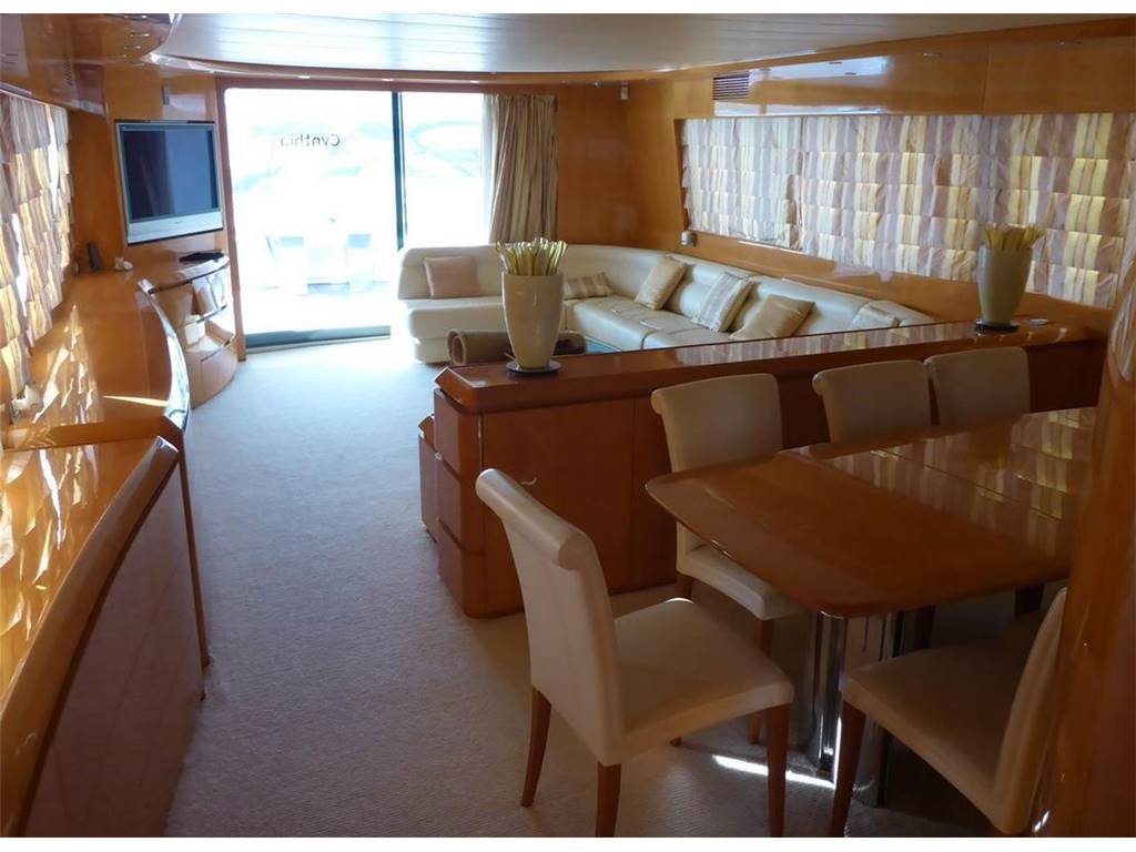 Fipa italiana yachts Maiora 27