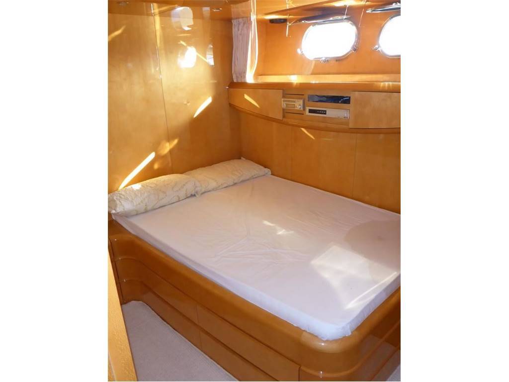 Fipa italiana yachts Maiora 27