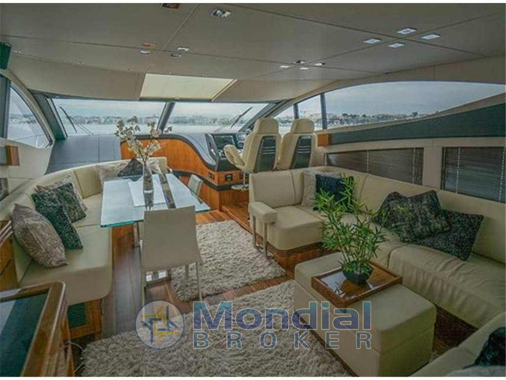 Sunseeker 68 sport yacht