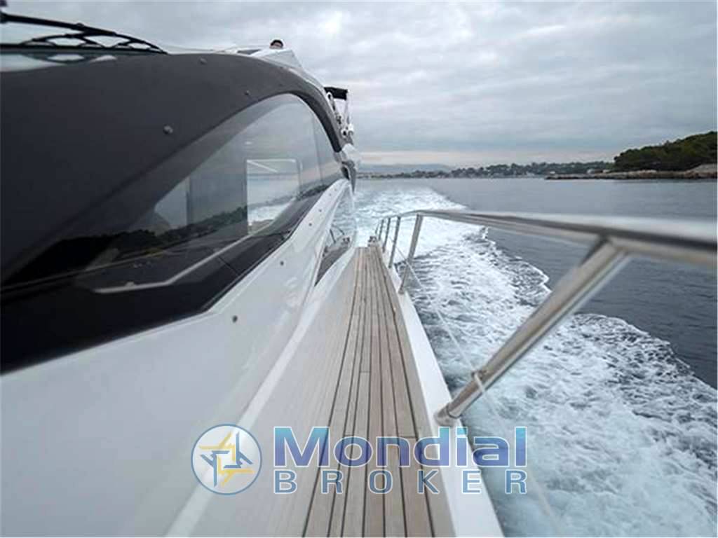 Sunseeker 68 sport yacht