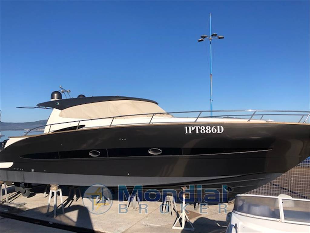 Master yacht Master 52