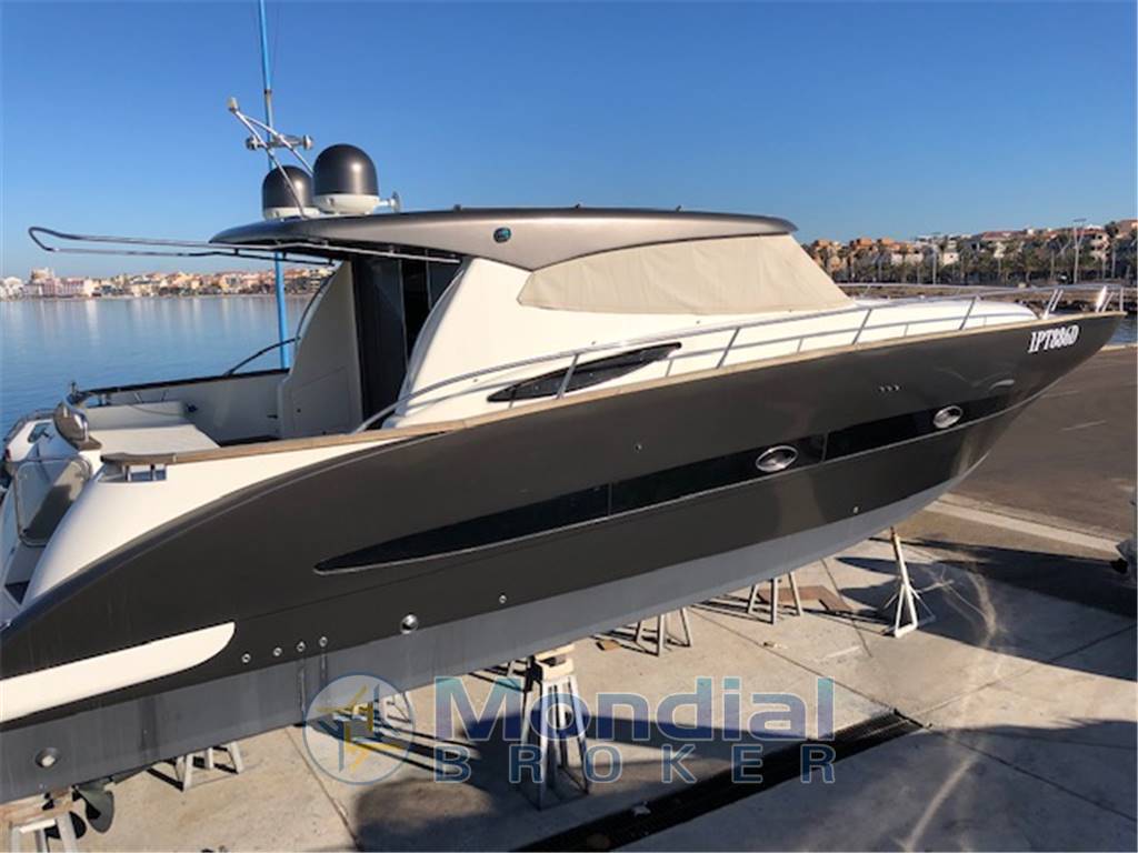 Master yacht Master 52