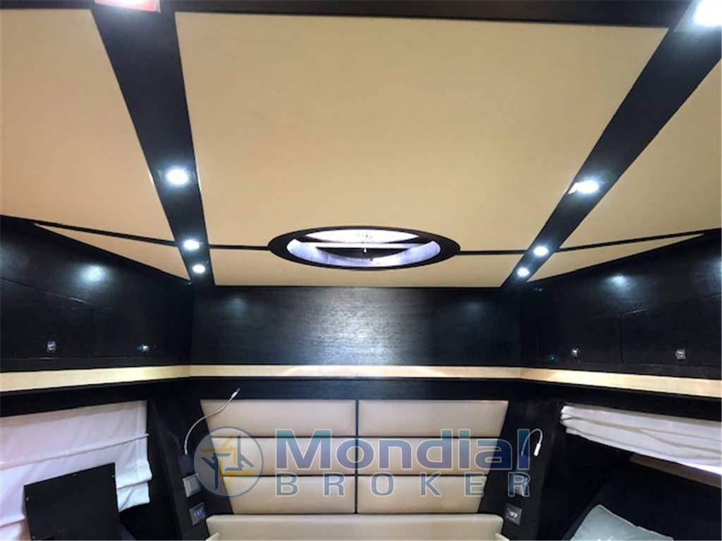 Master yacht Master 52