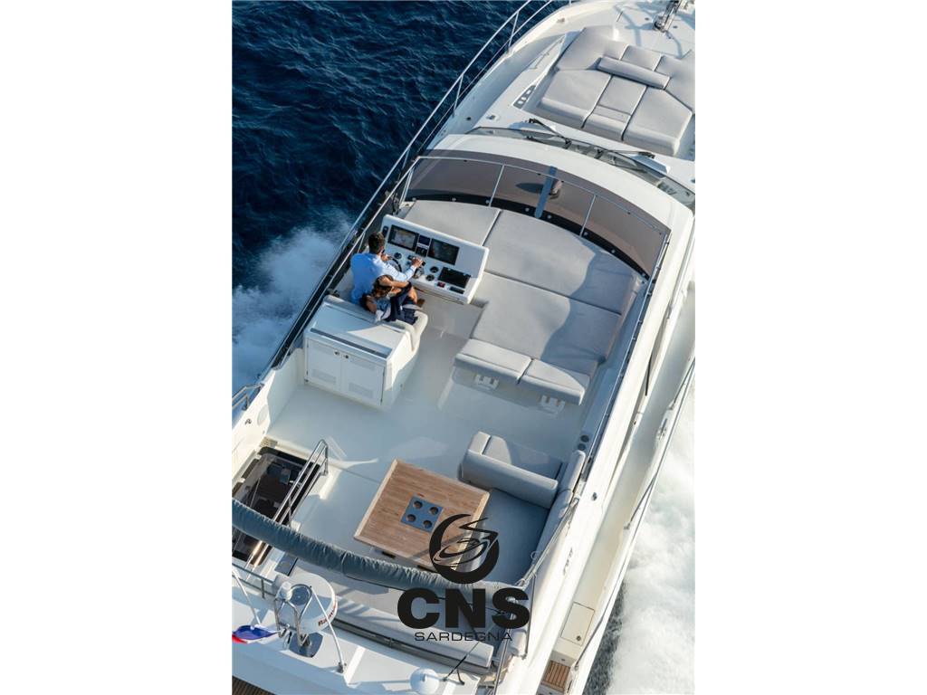 Prestige 590 f