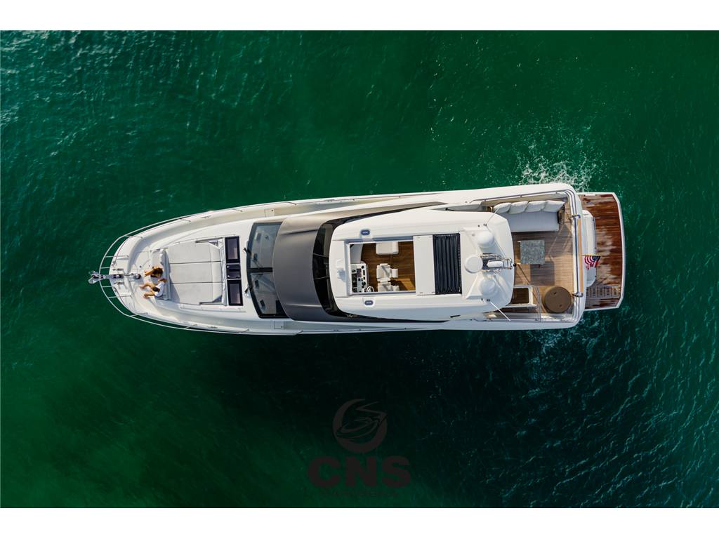 Prestige 690 fly