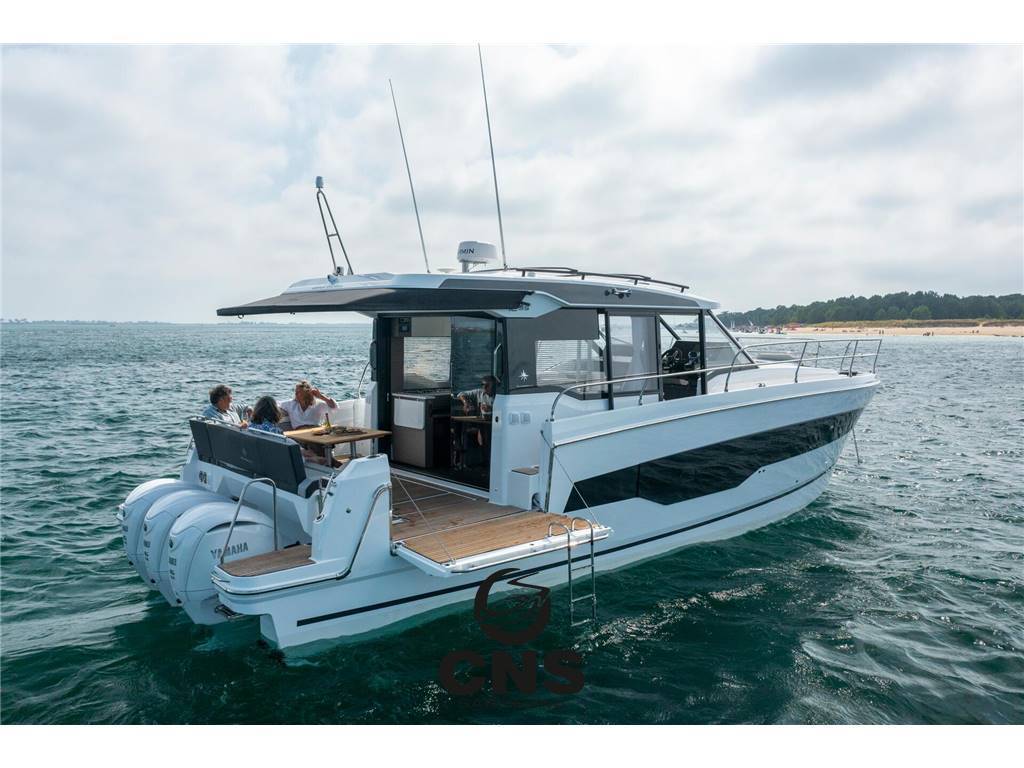 Jeanneau Merry fisher 1295 coupé