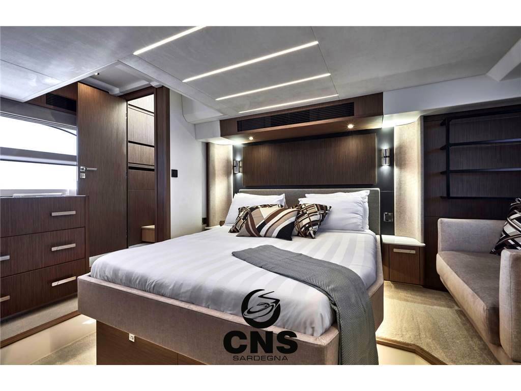 Prestige Yacht x60