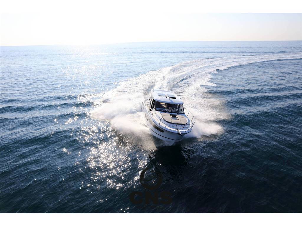 Jeanneau Merry fisher 1095 coupè