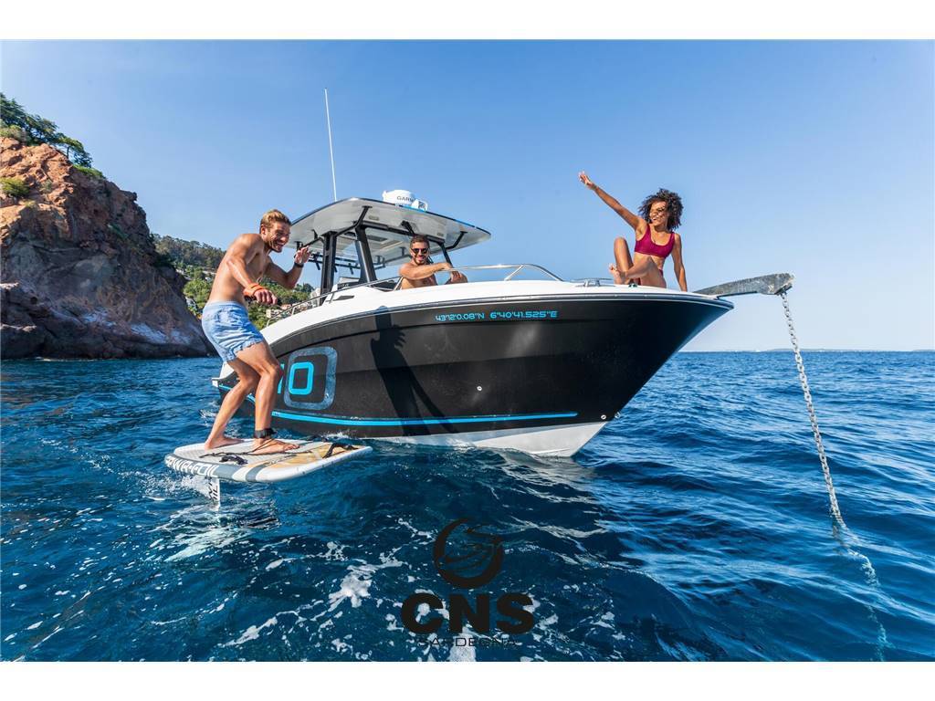 Jeanneau Cap camarat 10.5cc