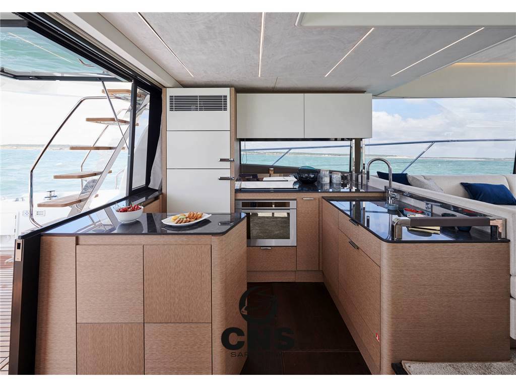 Prestige 590