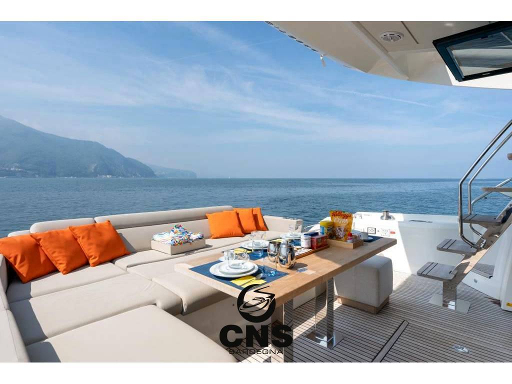 Prestige yachts 590 s