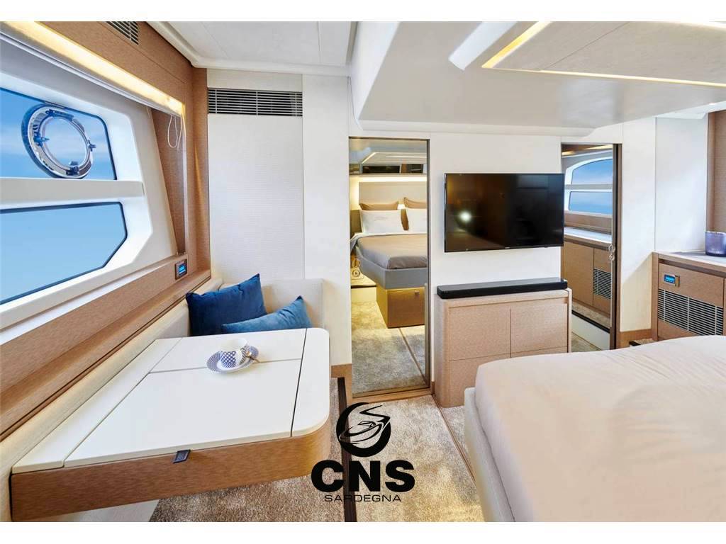 Prestige yachts 590 s