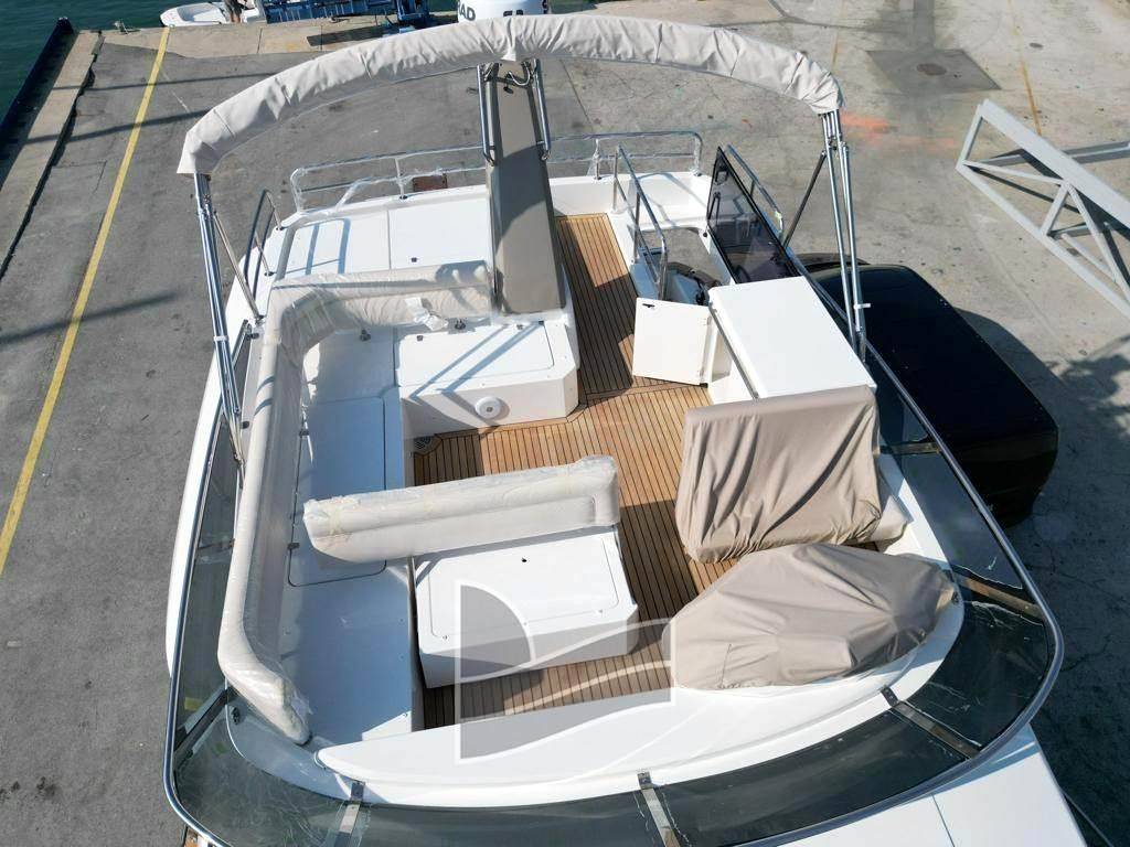 Greenline yachts 48 fly