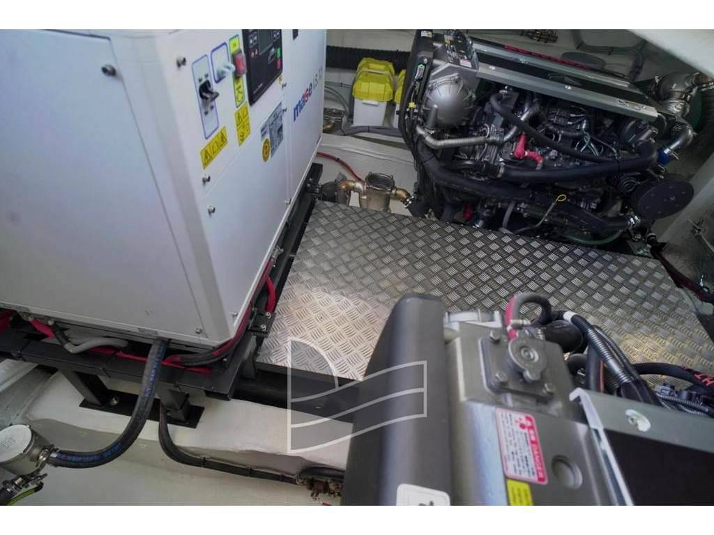 Greenline yachts 48 fly