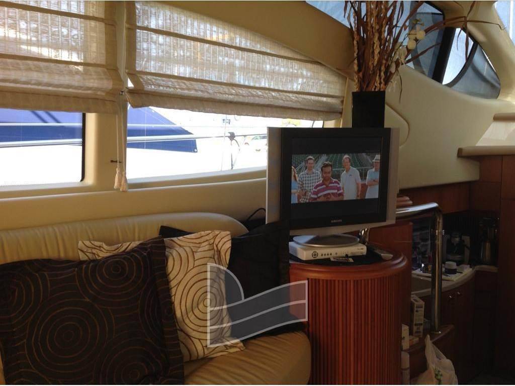 Azimut 46e