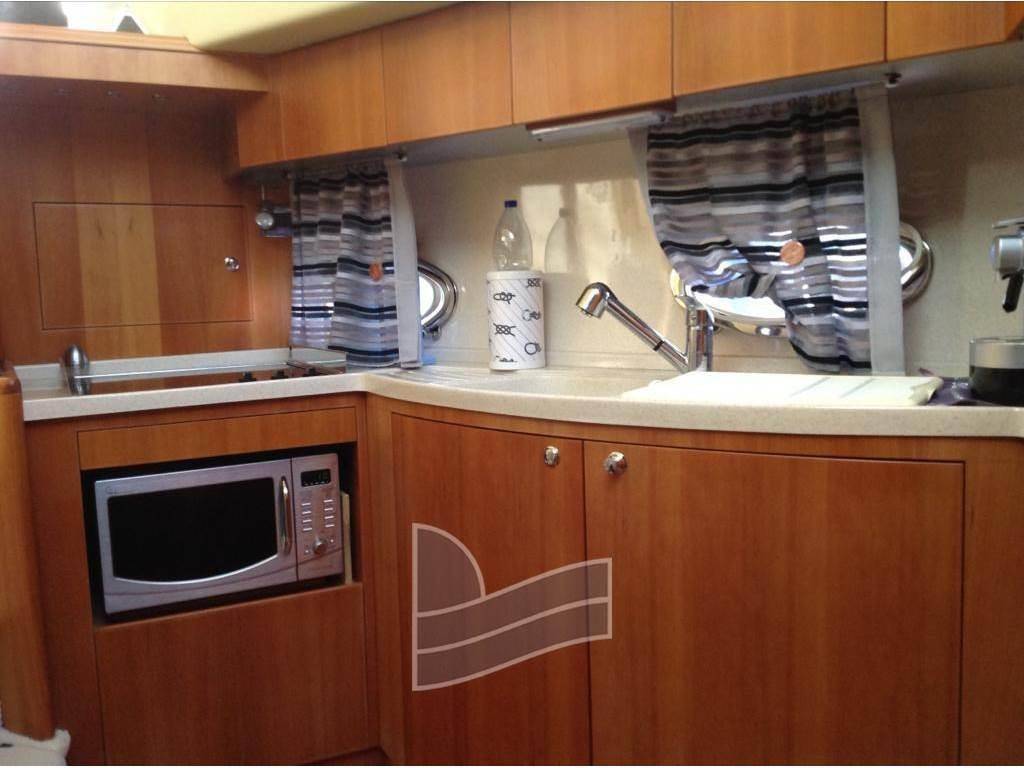 Azimut 46e