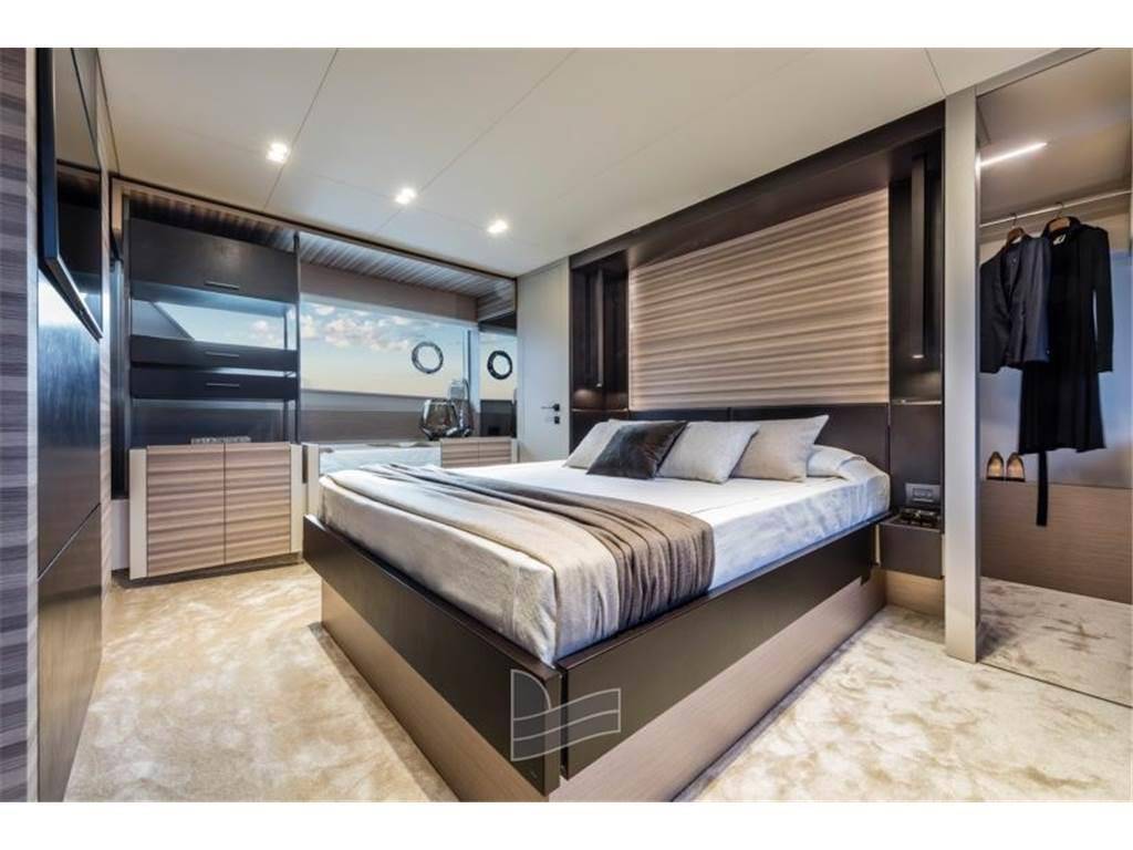 Ferretti yachts Ferretti 670