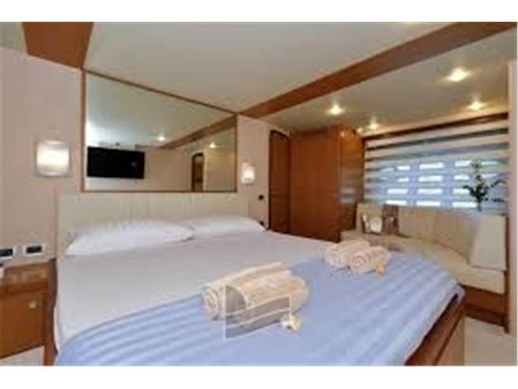 Ferretti yachts Ferretti 681