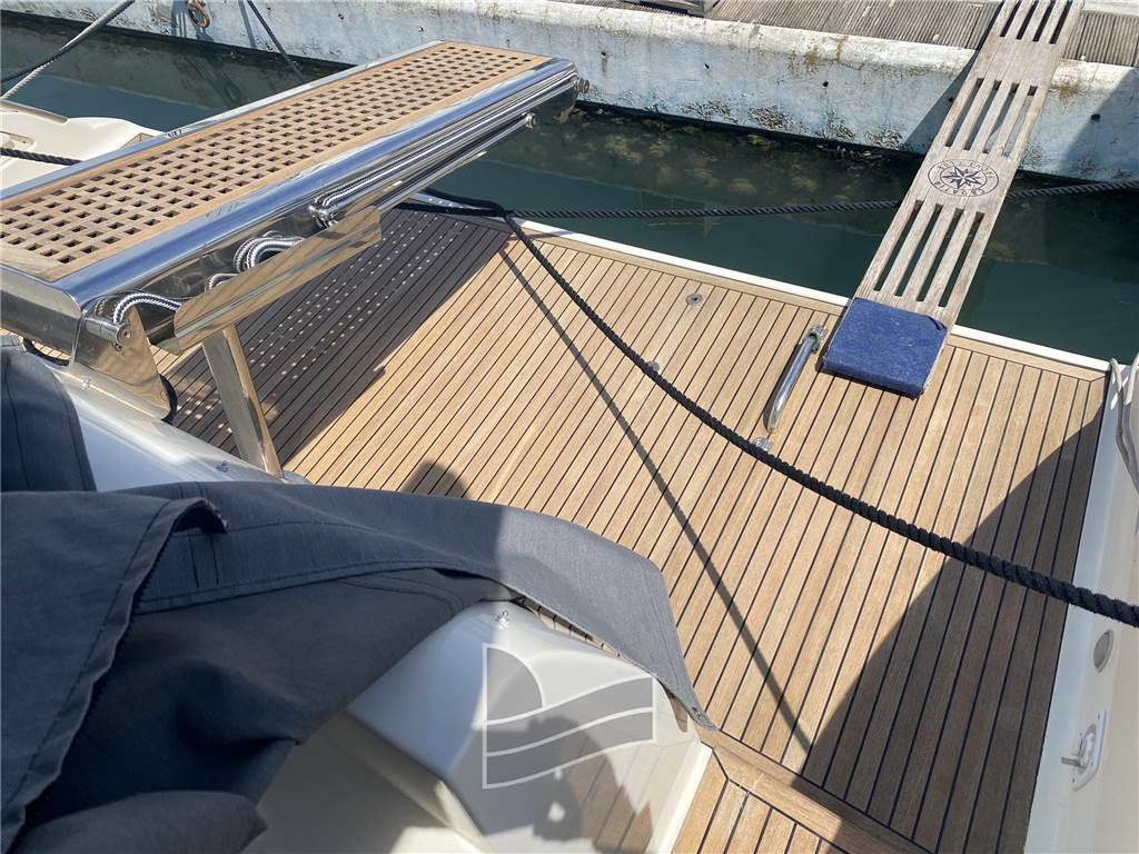 Azimut Az 50